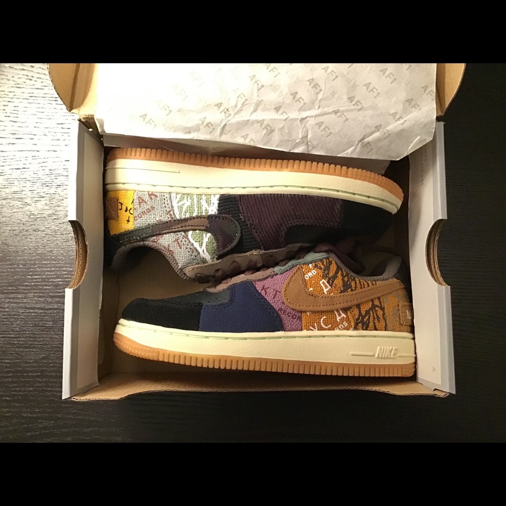 Brand new Travis Scott Air Force 1